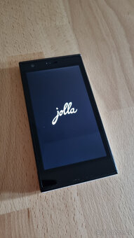 Mobilní telefon Jolla 1 a Jolla tablet - 2