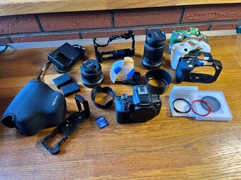 Canon eos R50 + příslušenství - 2