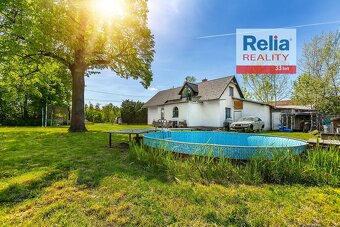RD téměř bez sousedů, ve slepé ulici okrajové části Hradce K - 2