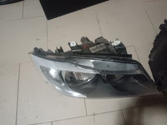 Přední světla předfacelift BMW E90/e91/e92/e93 - 2