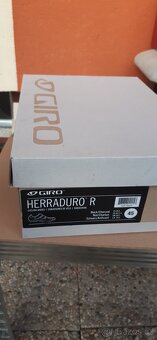 Cyklisticke boty Giro Herraduro vel.45 - 2
