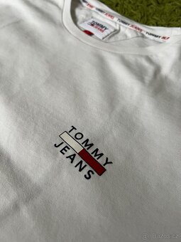 Tommy Hilfiger tričko L - 2