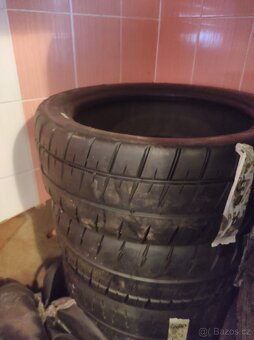 Pirreli rk7 9 Michelin s10 R18 - 2