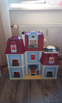 Playmobil velký třípatrový dům pro panenky 70205 - 2