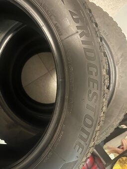 Nabízím zimní pneumatiky Bridgestone Blizzak 215/55 R17 - 2