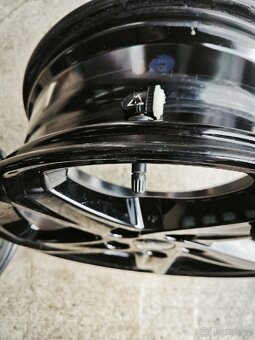 Alu Ford 5/108 R16 + Tpms ventil - 2