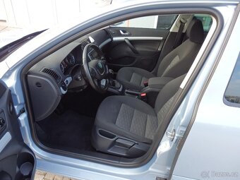 ŠKODA OCTAVIA 2 KOMBI 1.4 TSI ROK 2011 NAVI 90KW SERVISKA - 2