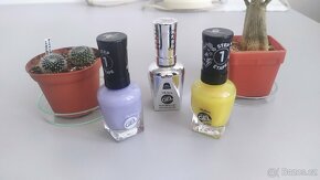 Sada laků na nehty Sally Hansen - 2