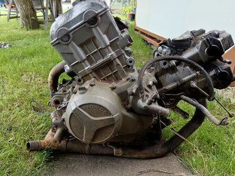 Motor Honda VTR Firestorm1000 - 2