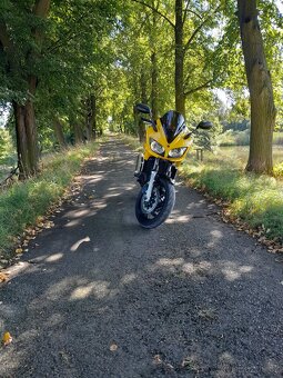 YAMAHA FAZER 600 - 2