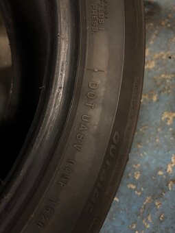 Pneu 215/55 R17 - sada - 2