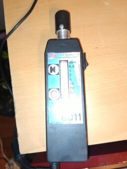 Detektor plynu . - 2