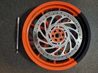 Kompletní přední kolo KTM RC 390 - 2