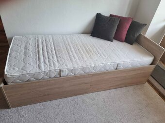 Postel s matrací 200x90 cm - 2