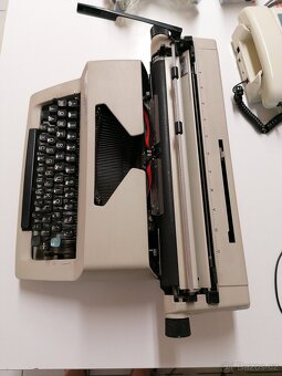 PSACÍ STROJ CONSUL- MODEL 2226-VÝBORNÝ STAV - 350,-KČ - 2