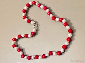 Náhrdelník z pravých perel a červeným korálem - 2