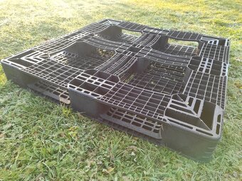 Plastové palety - 2