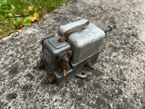 Křížový přepínač ČZ Rikša / Velorex - 2