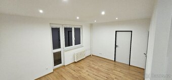 Pronájem zrekonstruovaného bytu 2+kk v Ledči nad Sázavou - 2