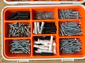 Šrouby vruty hrebiky hmozdenky - 2