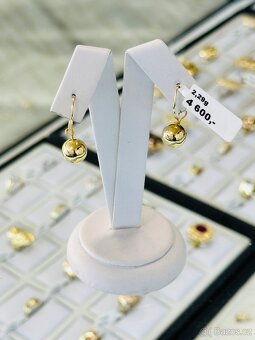 Zlaté náušnice 2,29g - 2