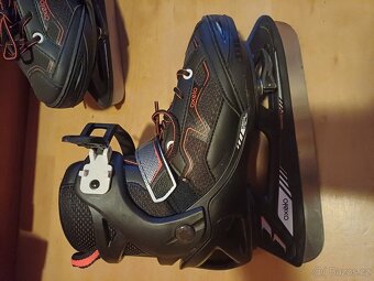 Lední brusle vel. 32-35 - 2