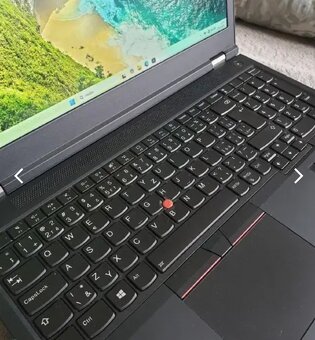 Lenovo P15 G.1 Pracovní stanice Intel i7 - 2