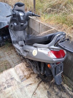 Skútr KYMCO dink 50 - 2