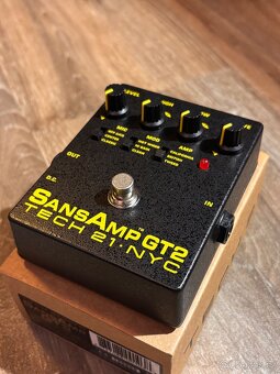 Kytarový pedál Tech 21 SansAmp GT2 - 2