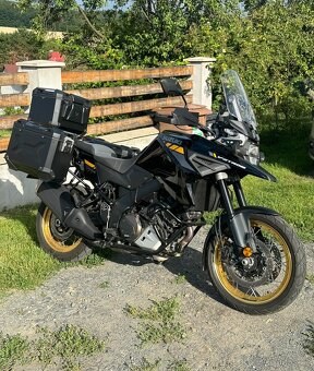 Suzuki V-Strom 1050 XT - 2