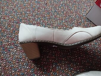 Nové sleva  Lodičky Rieker  vel 39 - 2