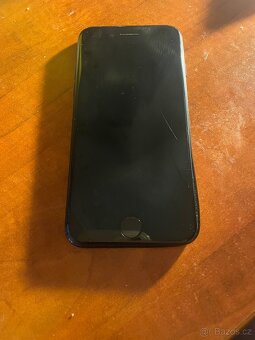 Prodám IPhone SE 2020 64 GB - 2