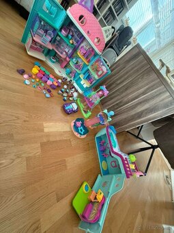Gabby dollhouse - 2