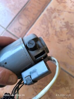 Elektromotor elektrickým motorek - 2