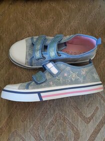 Plátěnky velikost 35 - 2