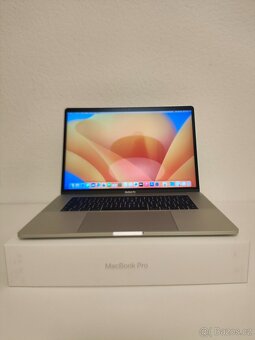 MacBook Pro 15 2017 | i7 • 16GB • 512GB - 2