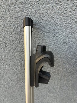 Střešní příčníky Thule - 2