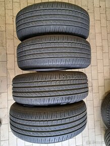 Prodám letní pneu Pirelli 235/55R19 101V - 2