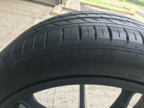 Letní pneu 225/40r18 - 2