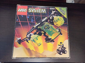 LEGO Space 6981 Aerial Intruder - 2