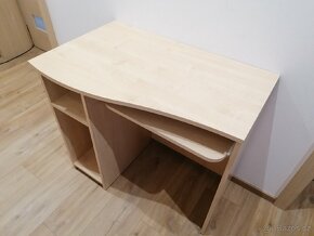 Počítačový stolek - 2