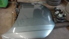kapota Audi A4 - 2