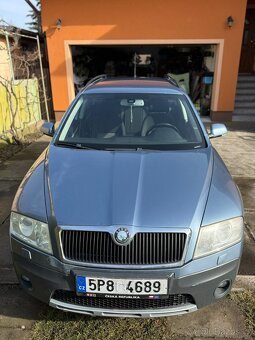 Škoda Octavia Scout - 2