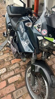 Aprilia ETV 1000 Caponord 2004 - 2