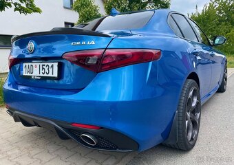 Alfa Romeo Giulia Q4 Veloce - 2