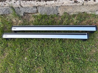 Střešní nosiče příčníky Thule Wingbar - 2