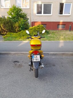 Skútr Kinroad 50ccm+náhradní díly a doplňky - 2
