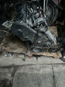 Motor s převodovkou audi 80 1.8 benzin - 2