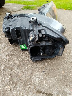 VW Polo rv. 2009-2014 přední světla. - 2