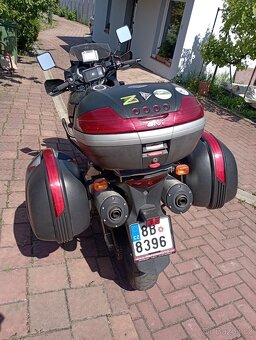 Suzuki V-Strom 1000 - 2